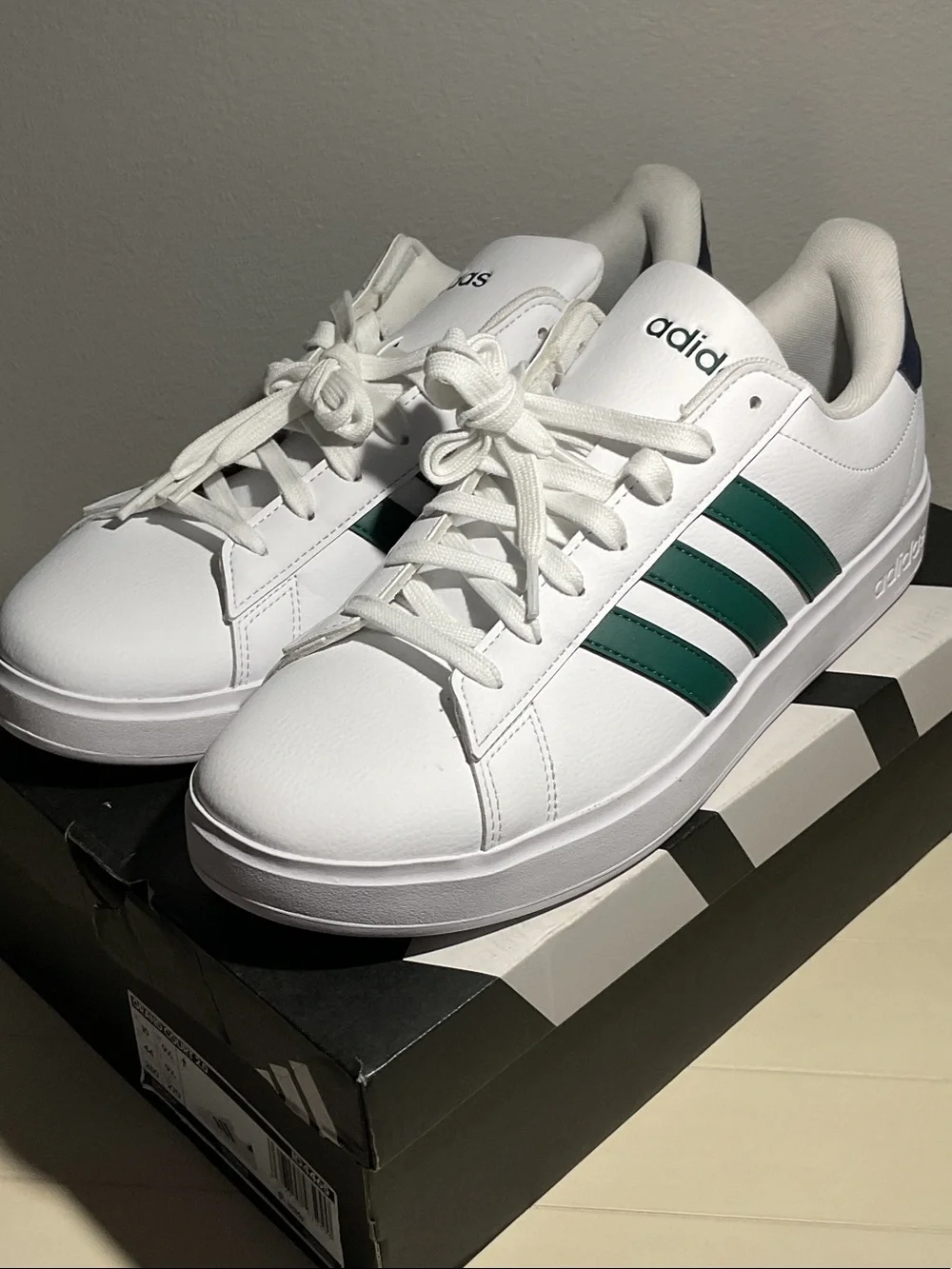 adidas Men's Grand Court 2.0